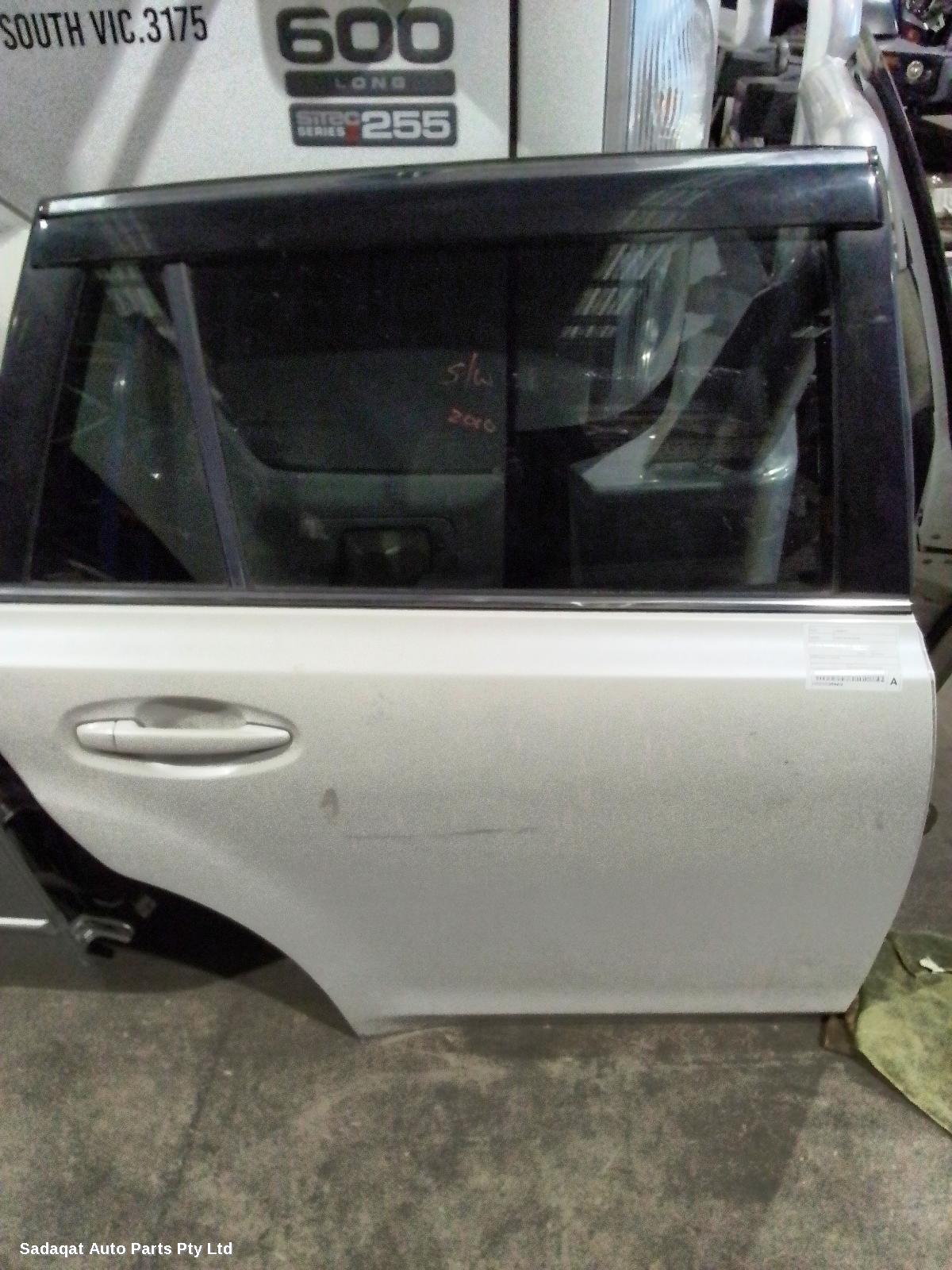 Subaru Liberty Right_rear_door_sliding