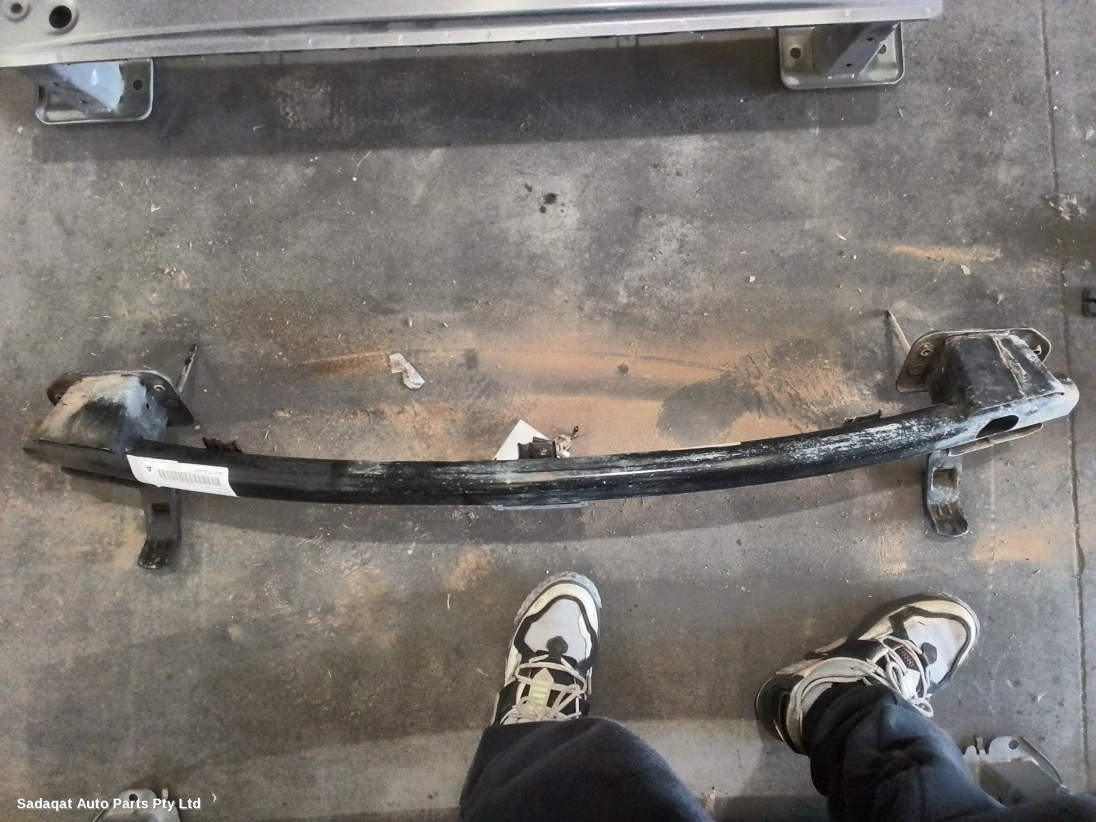 Hyundai I30 R/bar Bracket/reinfo