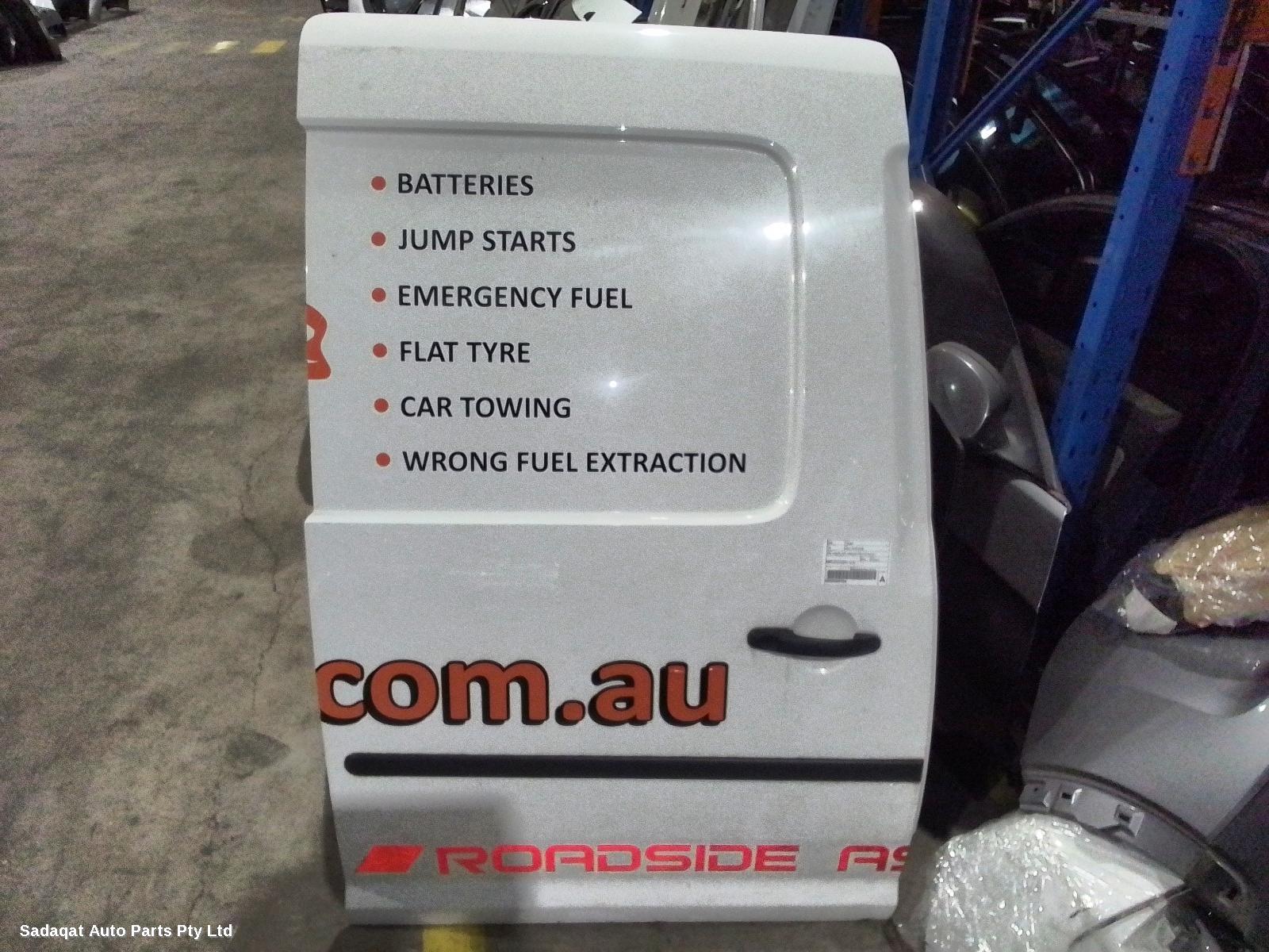 Volkswagen Caddy Right_rear_door_sliding