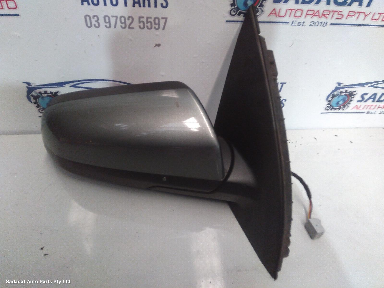Holden Commodore Right Door Mirror