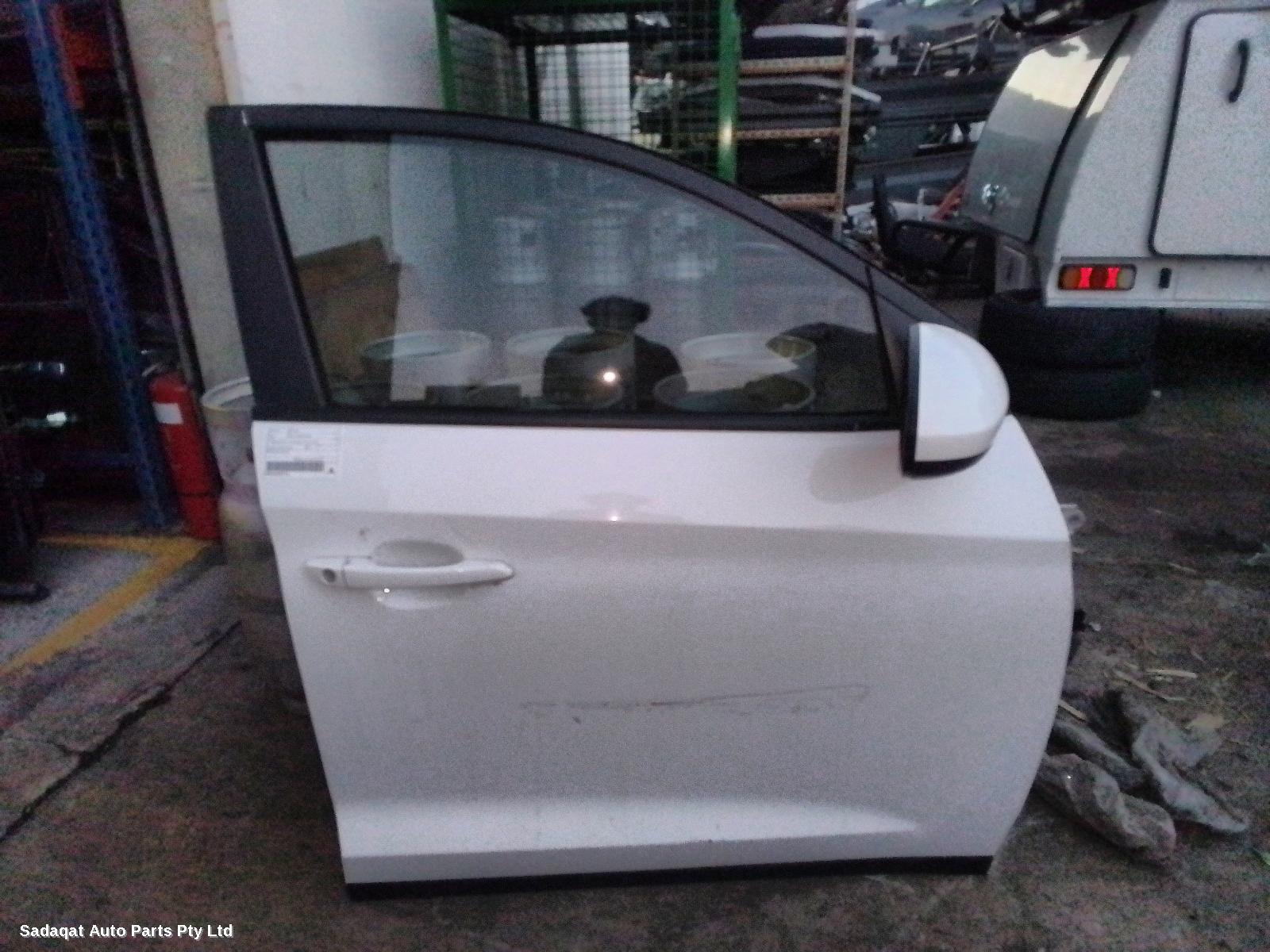 Hyundai Tucson Right Front Door