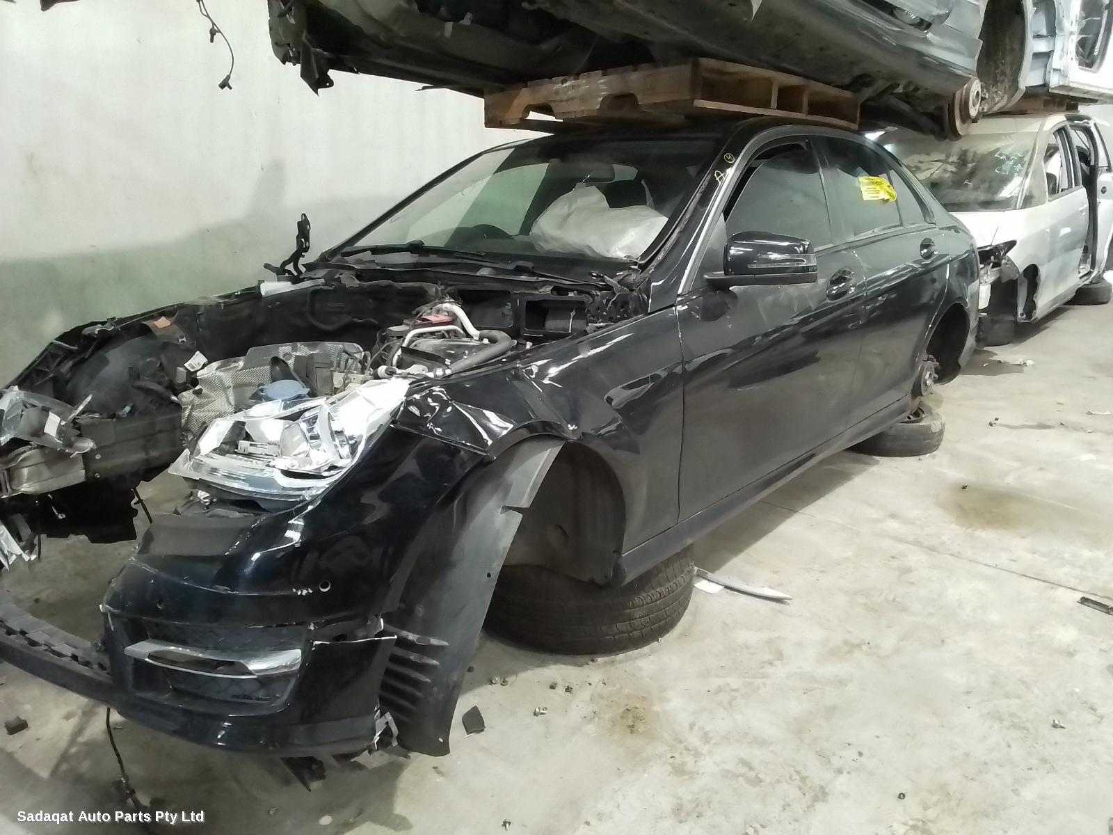 Mercedes C Class Right Guard