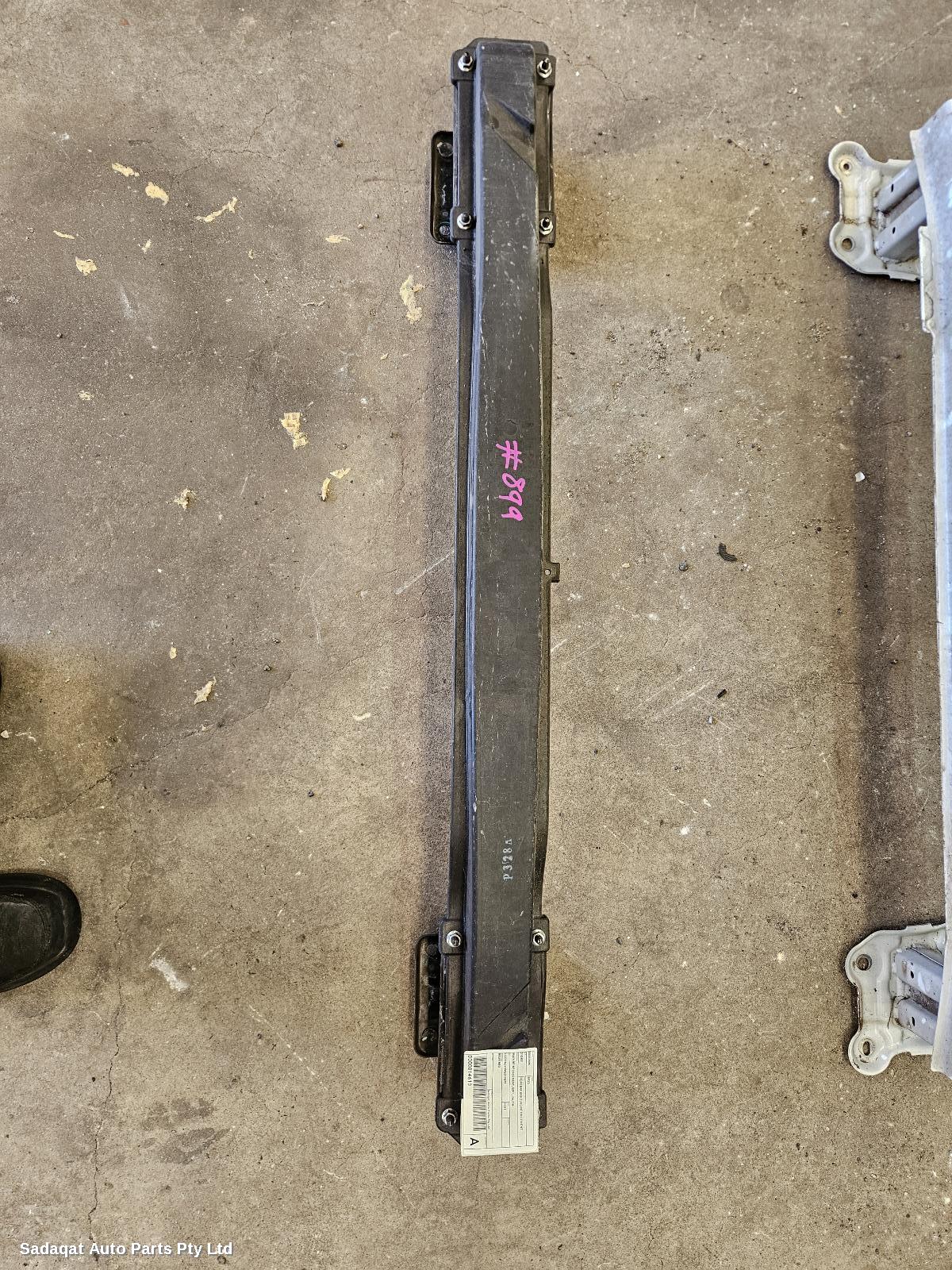 Mg Mg3 R/bar Bracket/reinfo