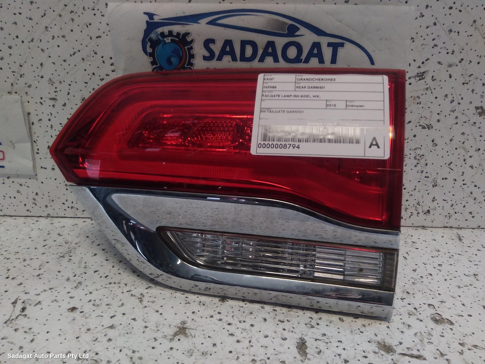 Jeep Grandcherokee Rear Garnish