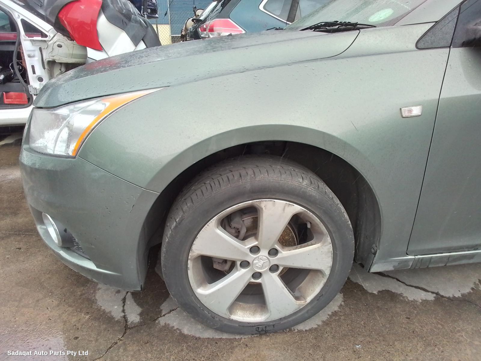 Holden Cruze Right Headlamp
