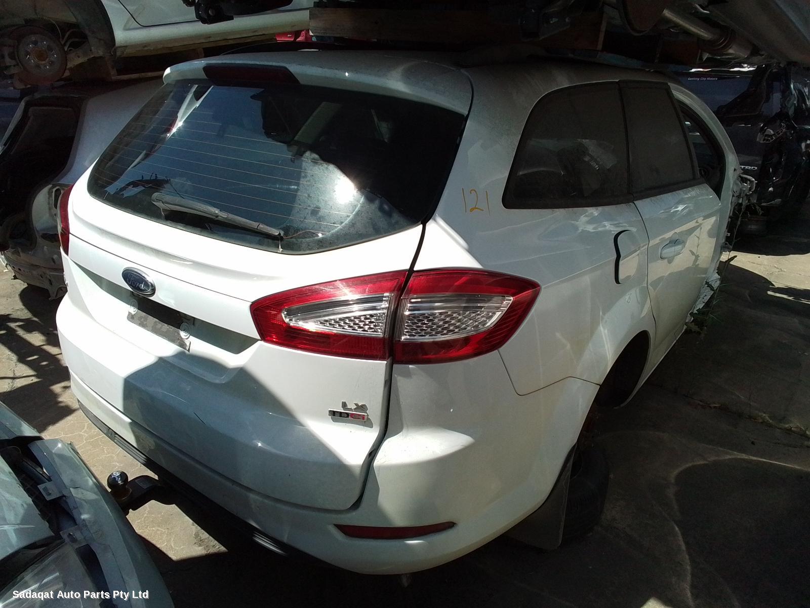 Ford Mondeo Left Taillight