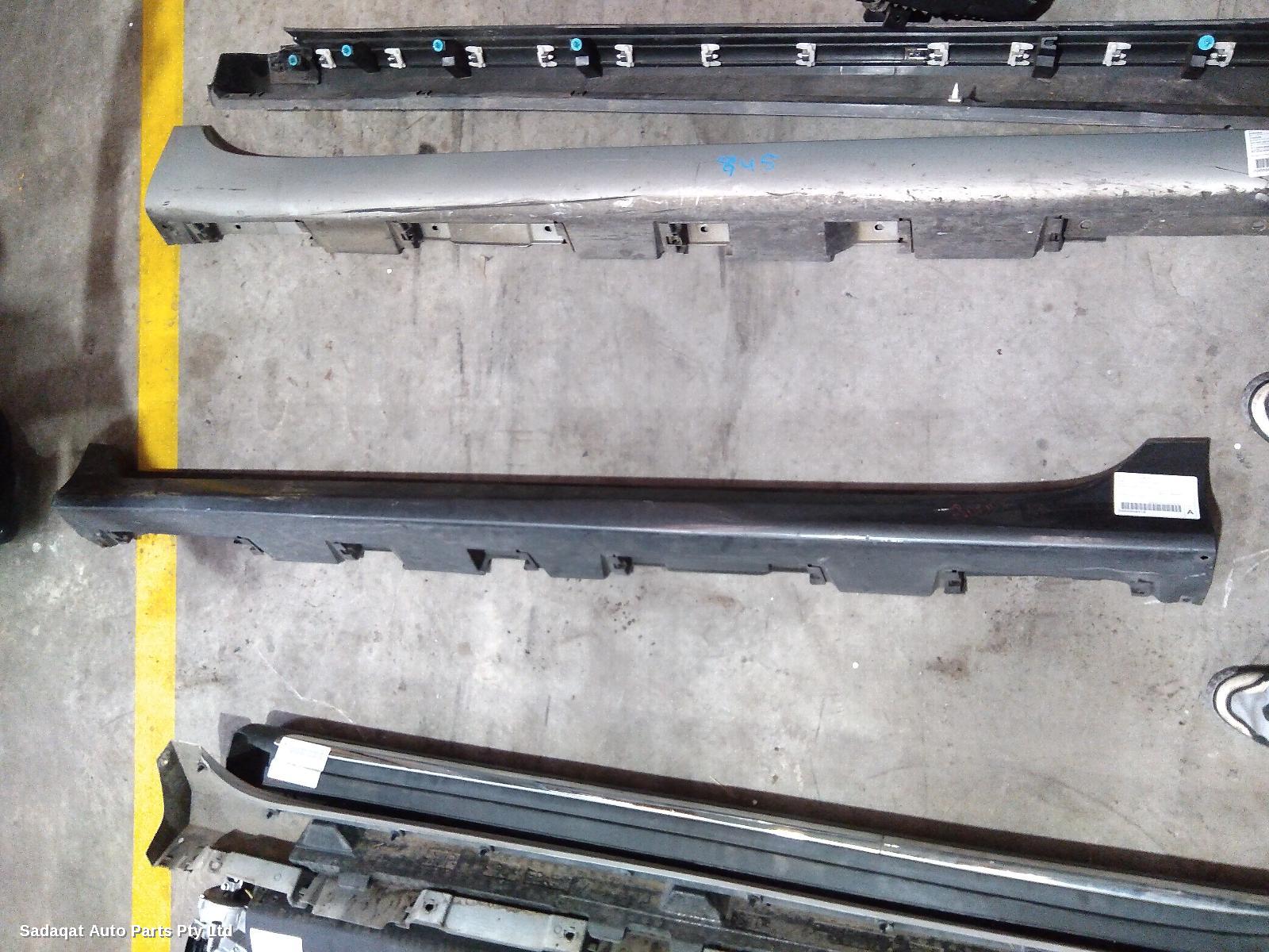 Toyota Aurion Side Step/skirt