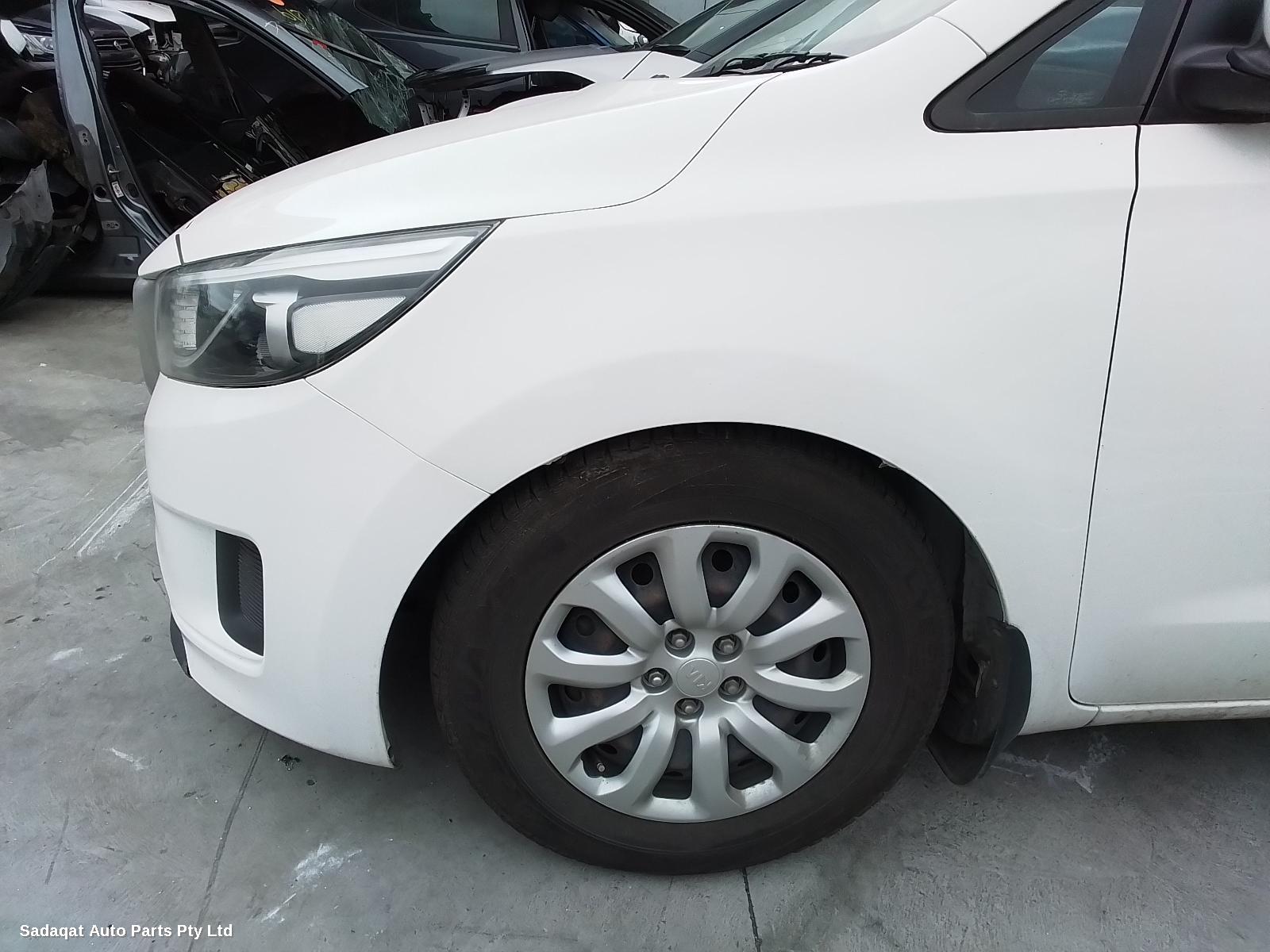 Kia Carnival/grand Carnival Right_rear_door_sliding