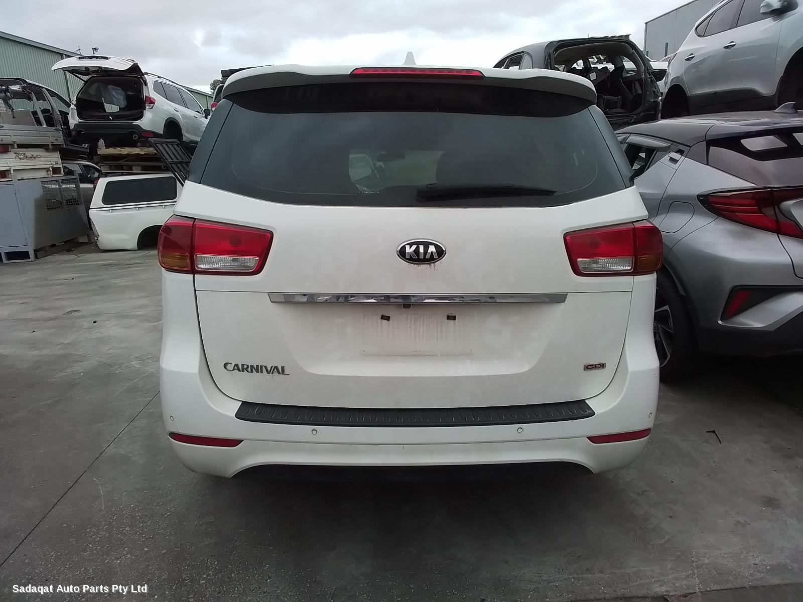 Kia Carnival/grand Carnival Right_rear_door_sliding