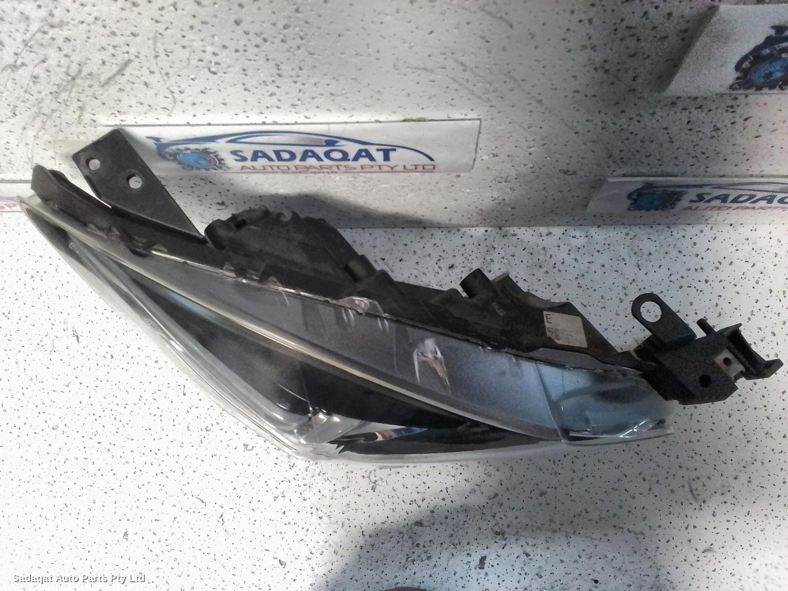 Mazda 3 Right Headlamp