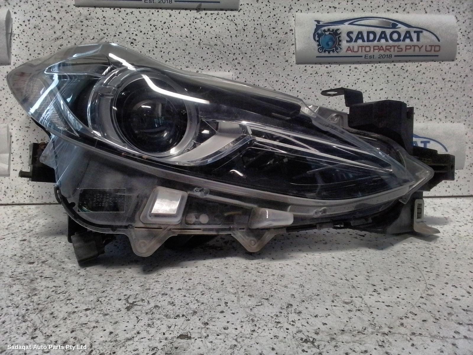 Mazda 3 Right Headlamp
