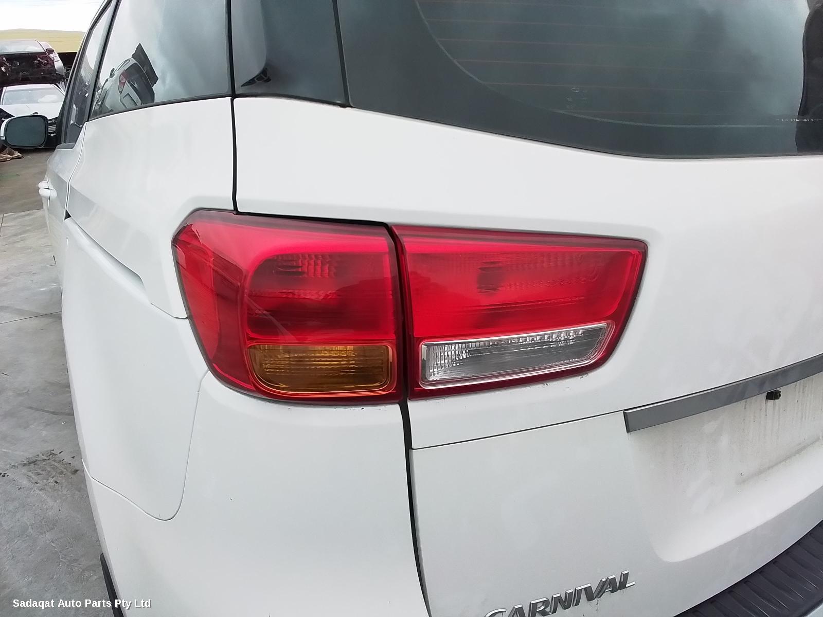 Kia Carnival/grand Carnival Right_rear_door_sliding