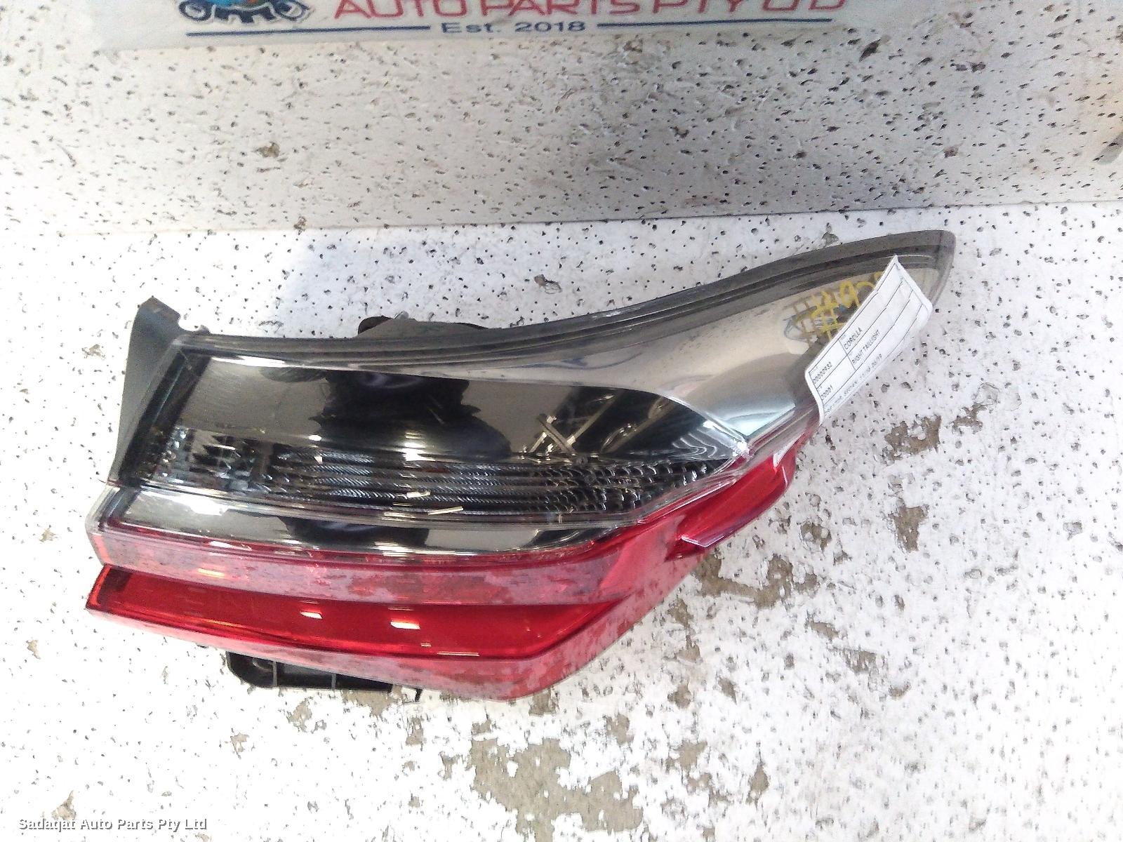 Toyota Corolla Right Taillight