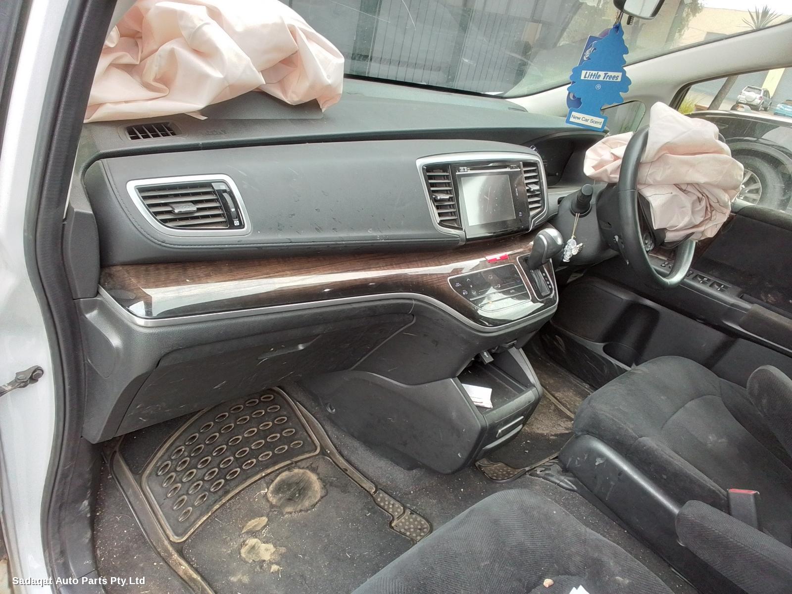 Honda Odyssey Left Front Door Window