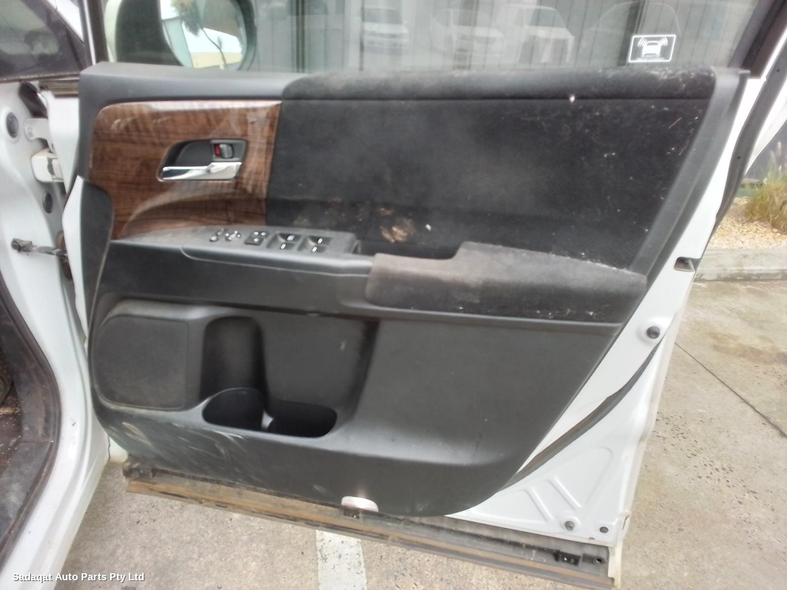 Honda Odyssey Left Front Door Window