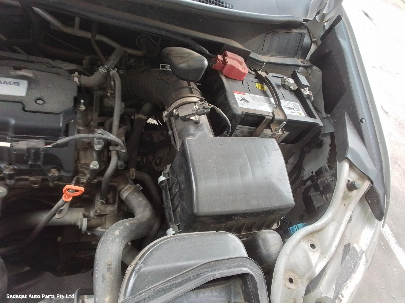 Honda Odyssey Left Front Door Window