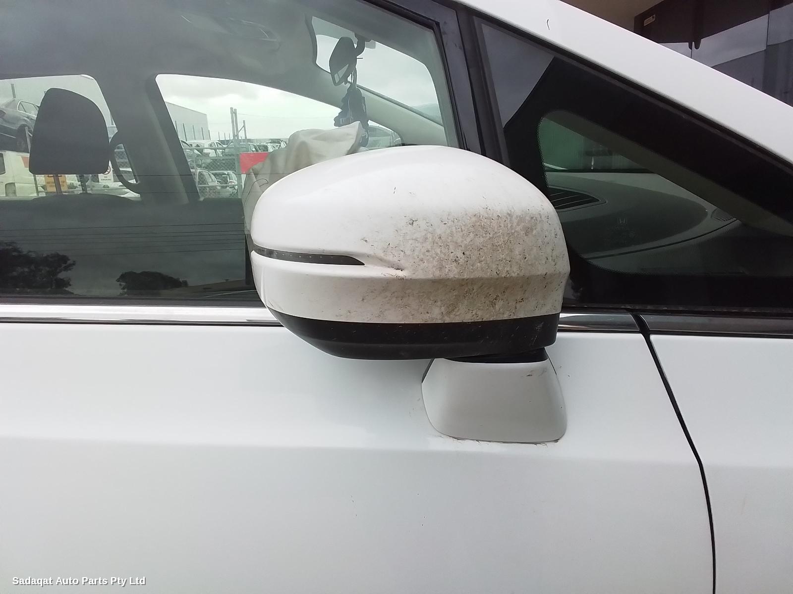 Honda Odyssey Left Front Door Window