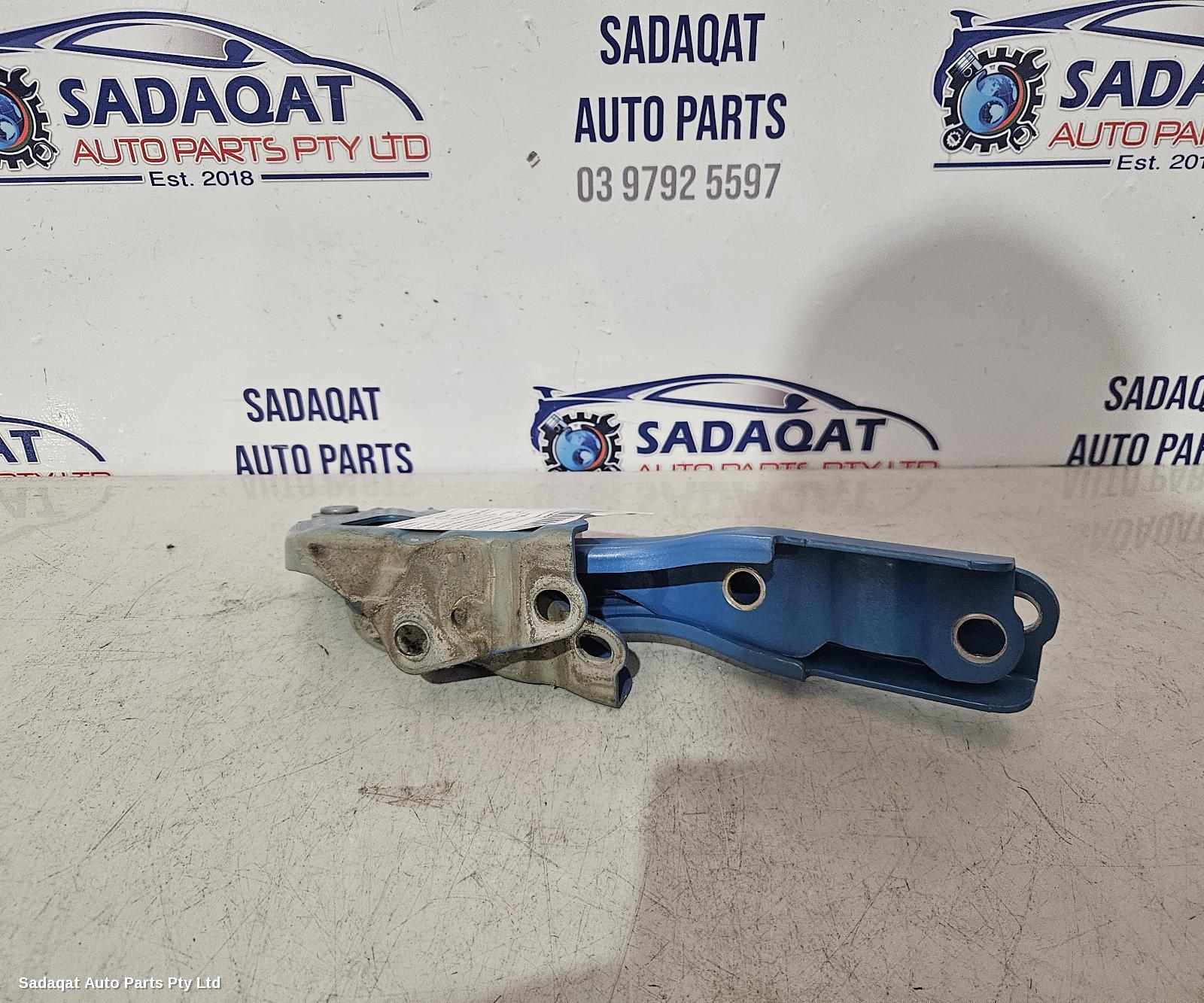 Hyundai Accent Bonnet Hinge/strut