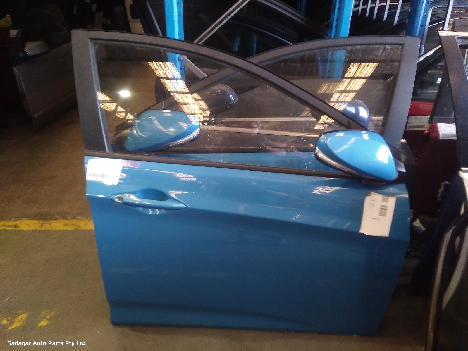 Hyundai Accent Right Front Door