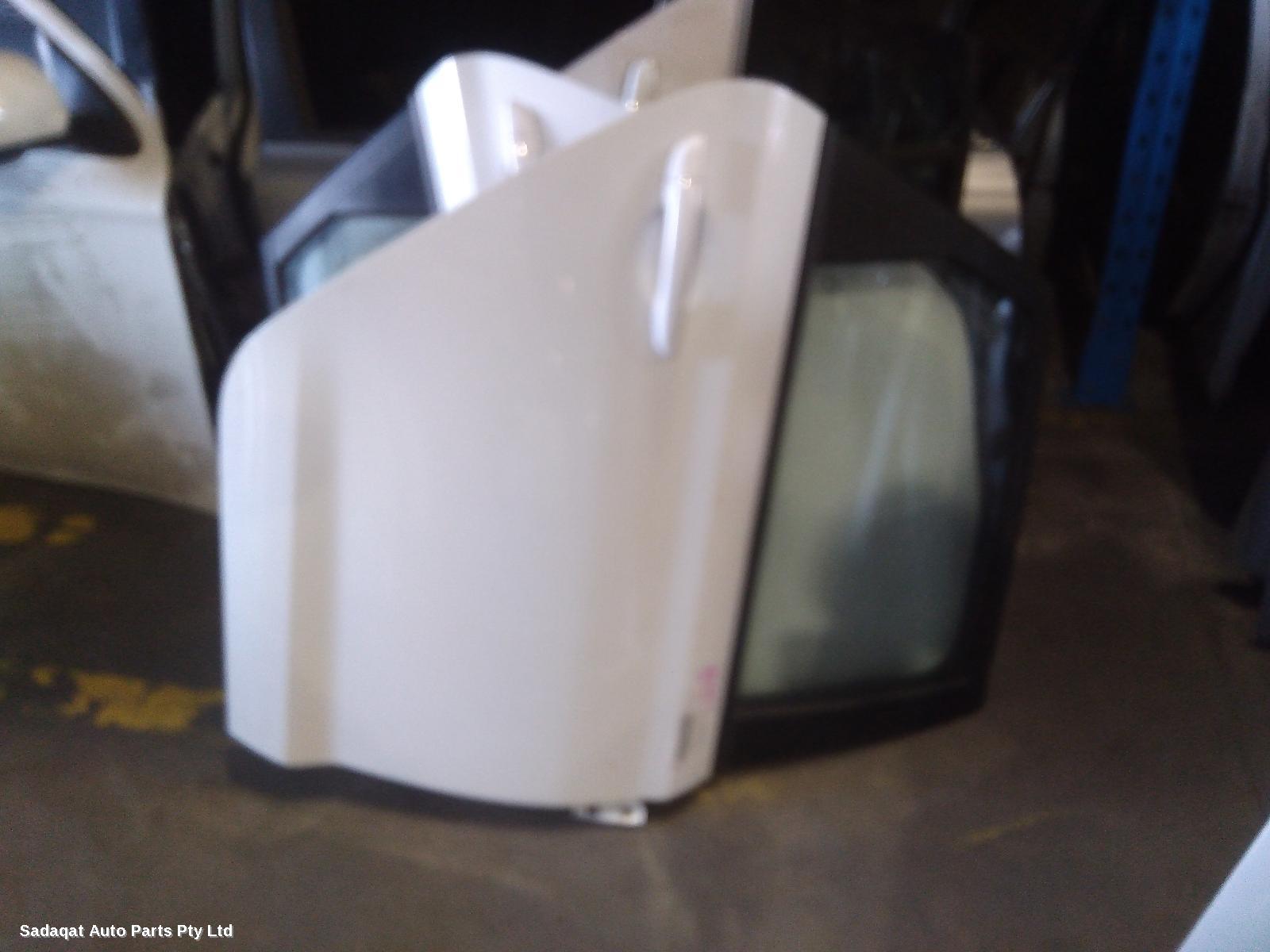 Hyundai I30 Right_rear_door_sliding