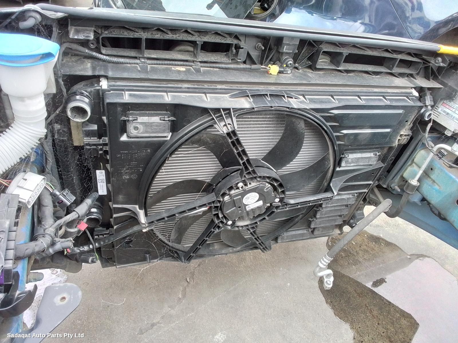 Skoda Octavia Left Headlamp