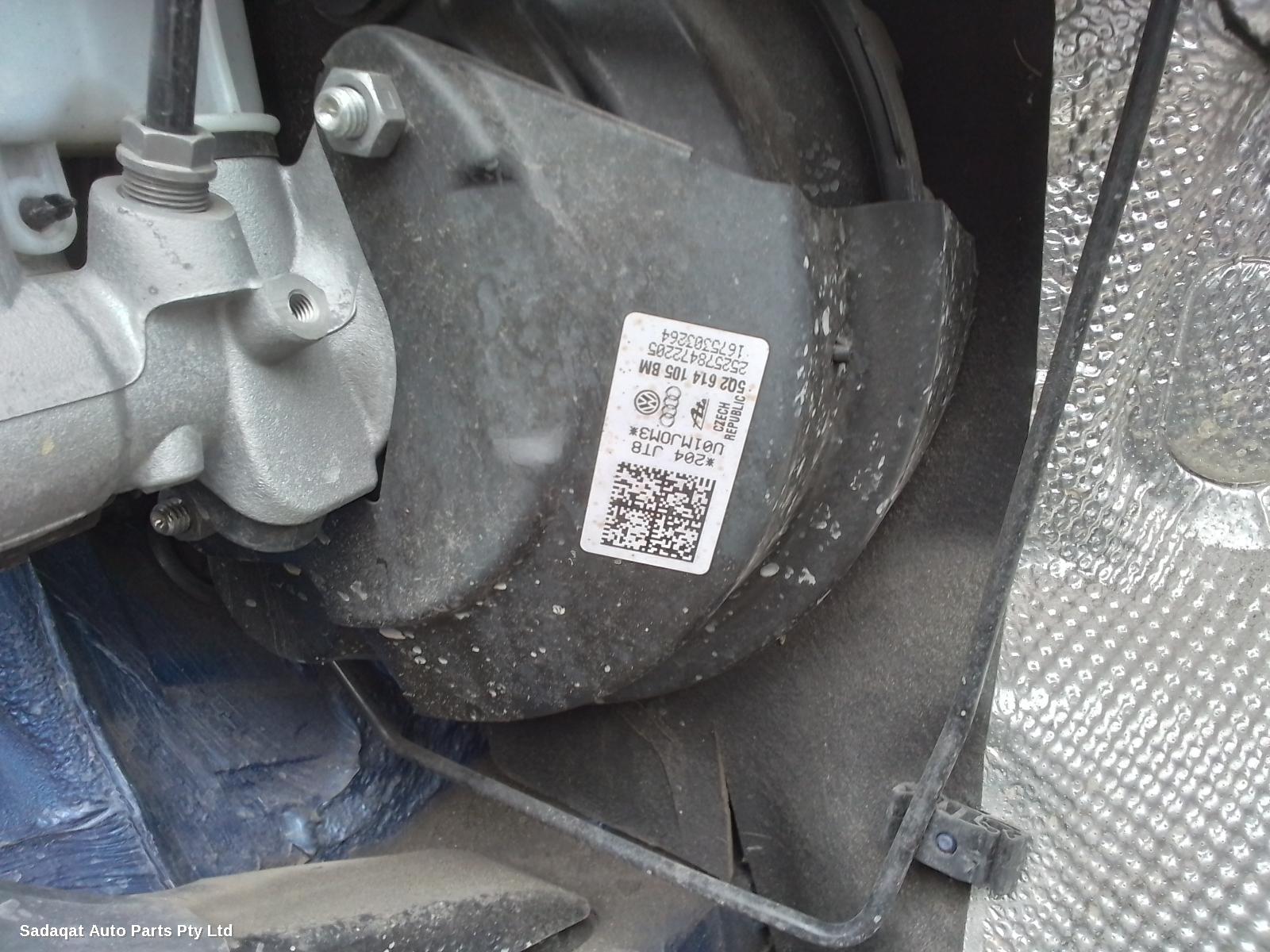 Skoda Octavia Left Headlamp