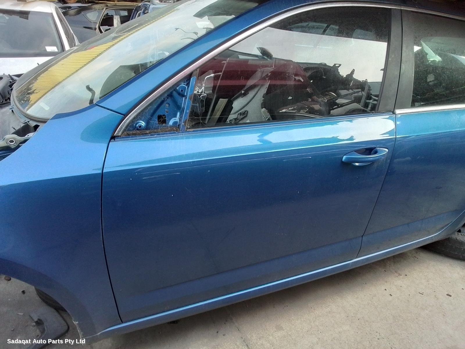 Skoda Octavia Left Headlamp