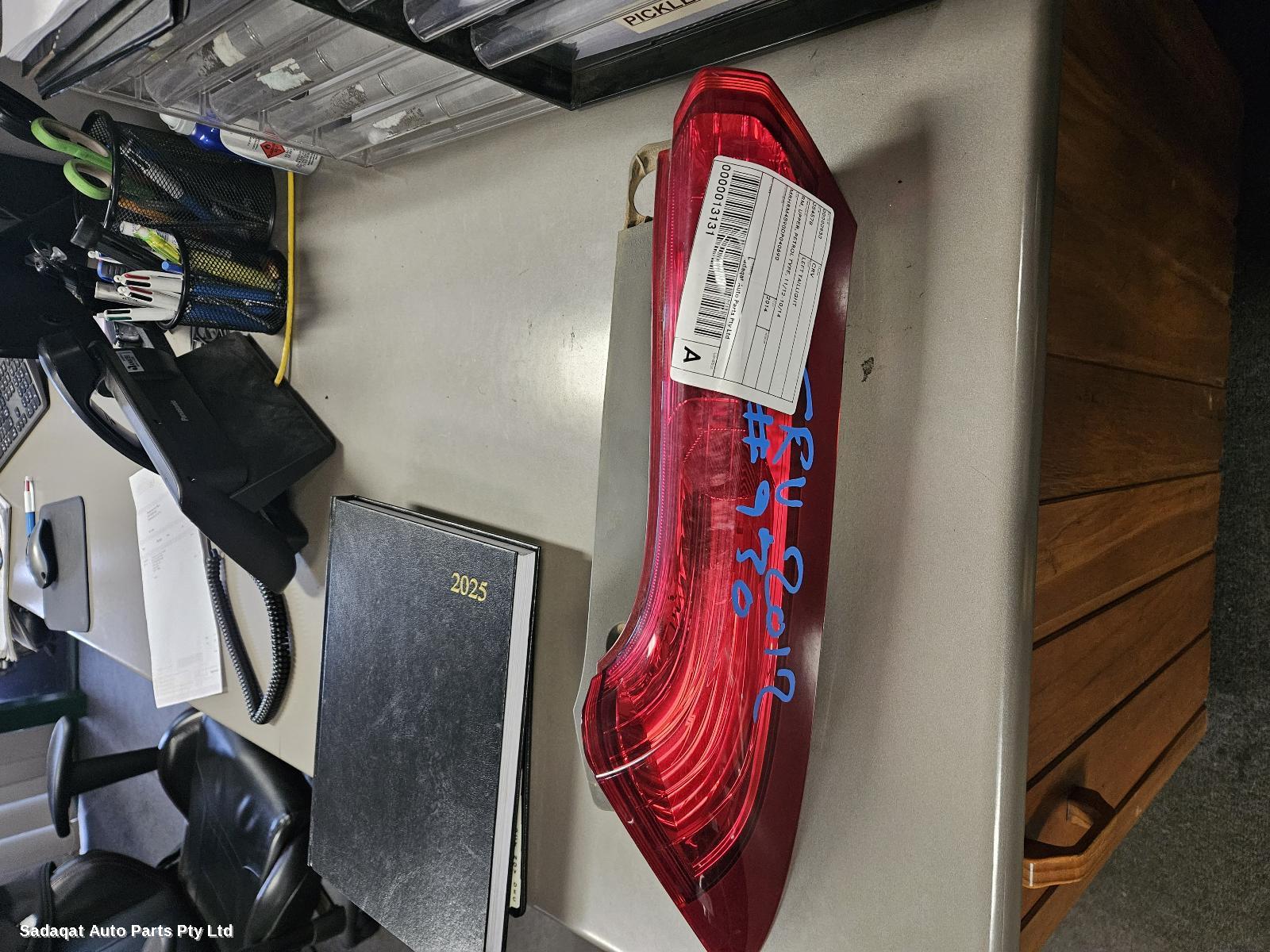 Honda Crv Left Taillight