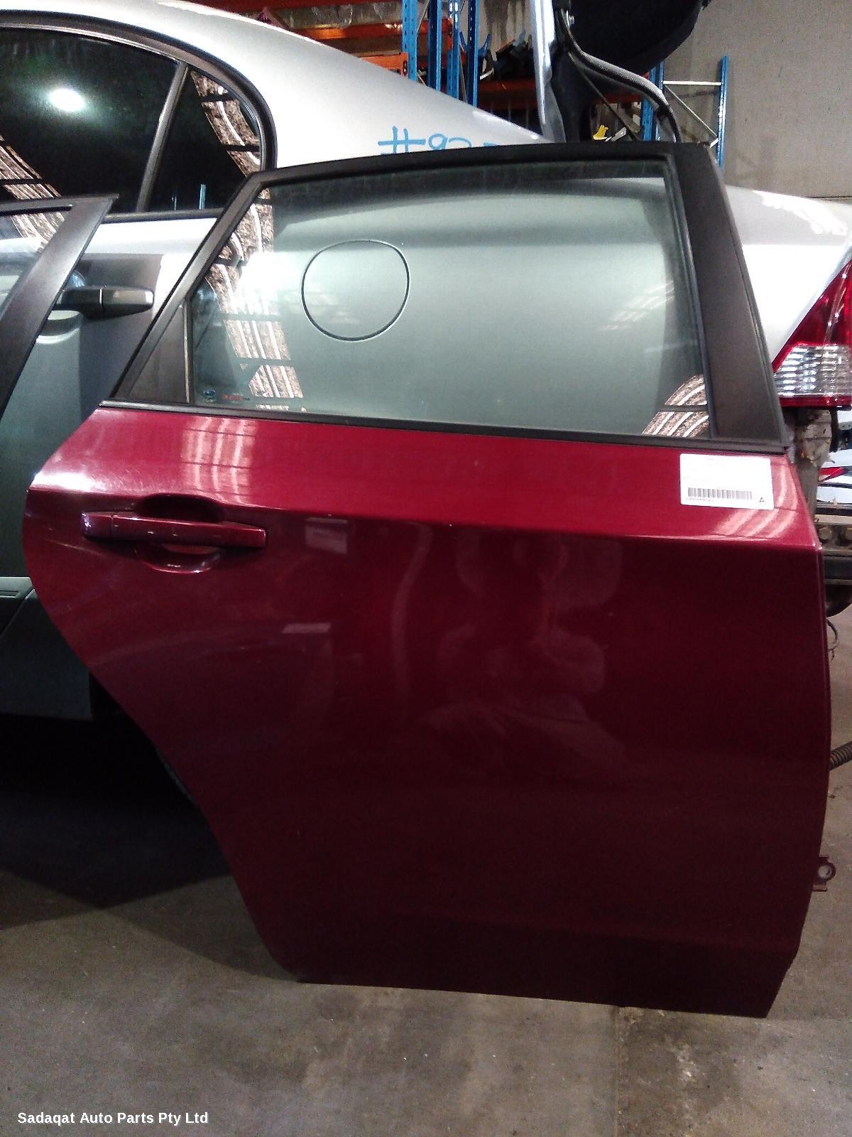 Subaru Impreza Right_rear_door_sliding