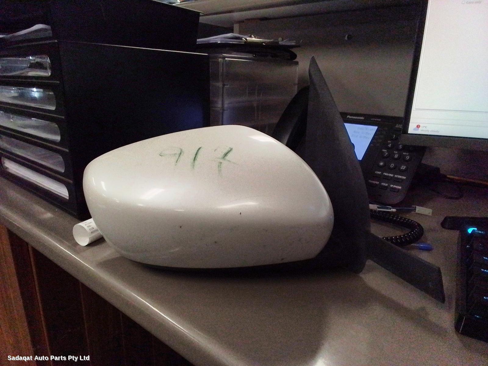 Suzuki Swift Right Door Mirror