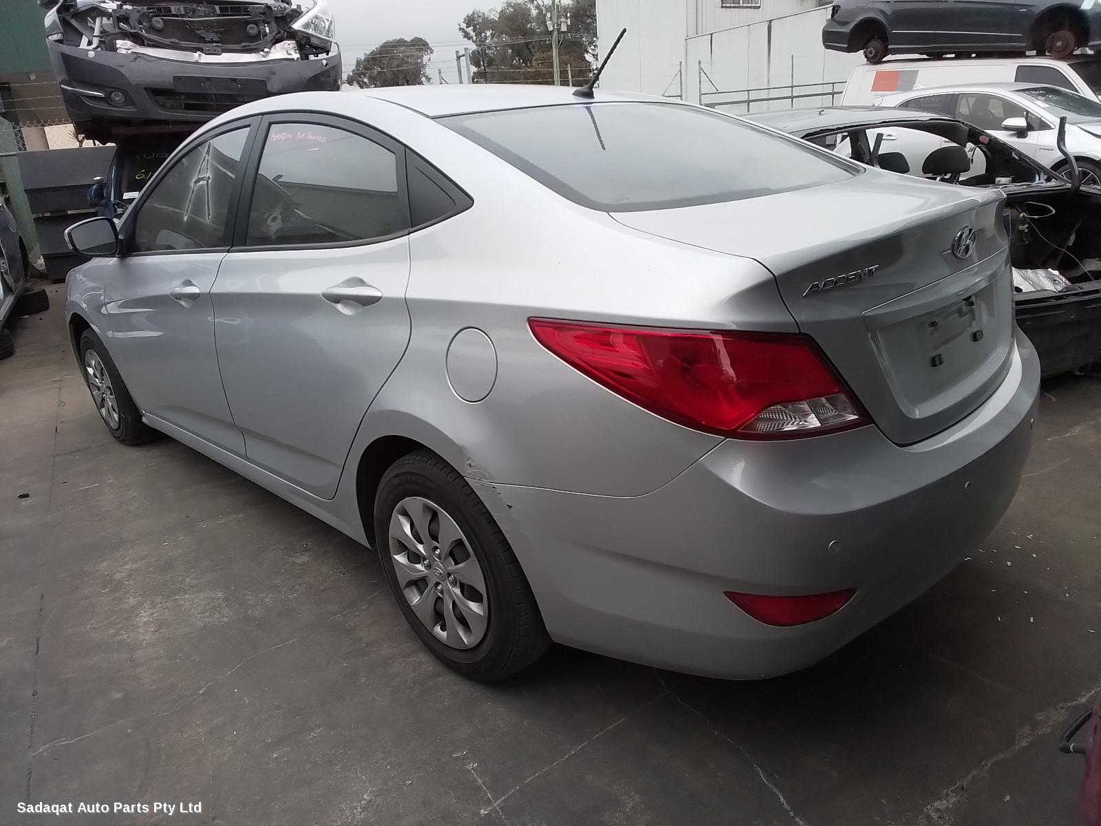 Hyundai Accent Right Guard