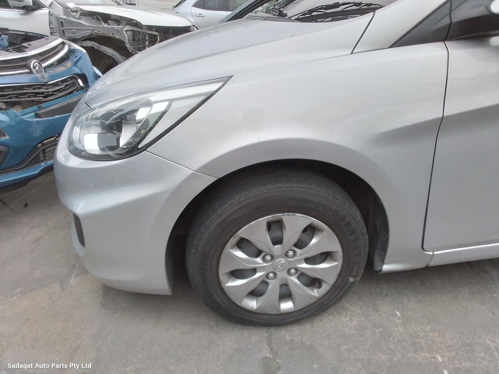 Hyundai Accent Right Guard