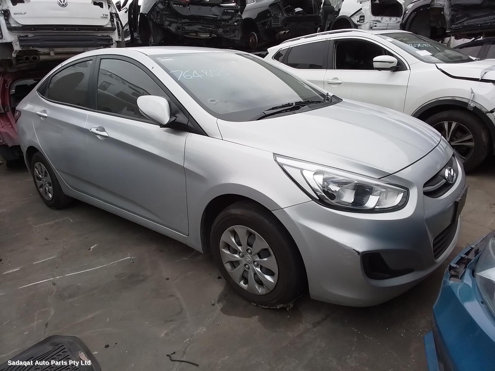 Hyundai Accent Right Guard