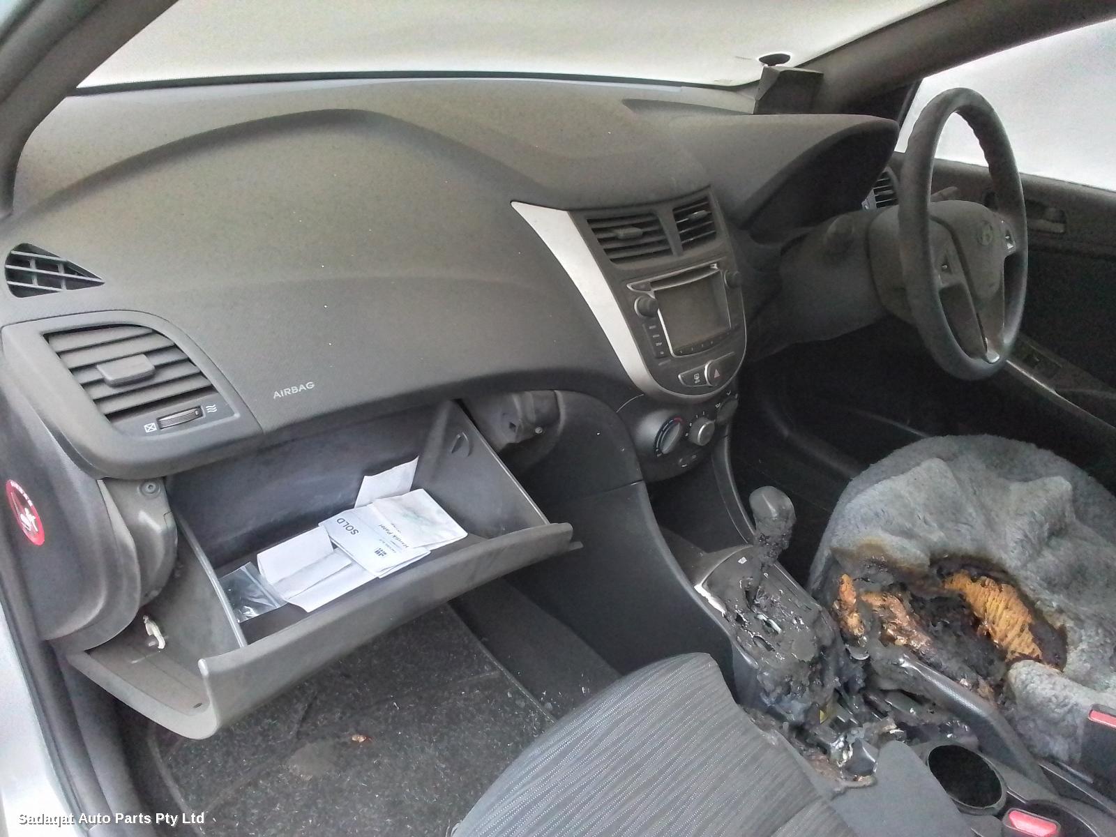 Hyundai Accent Right Guard