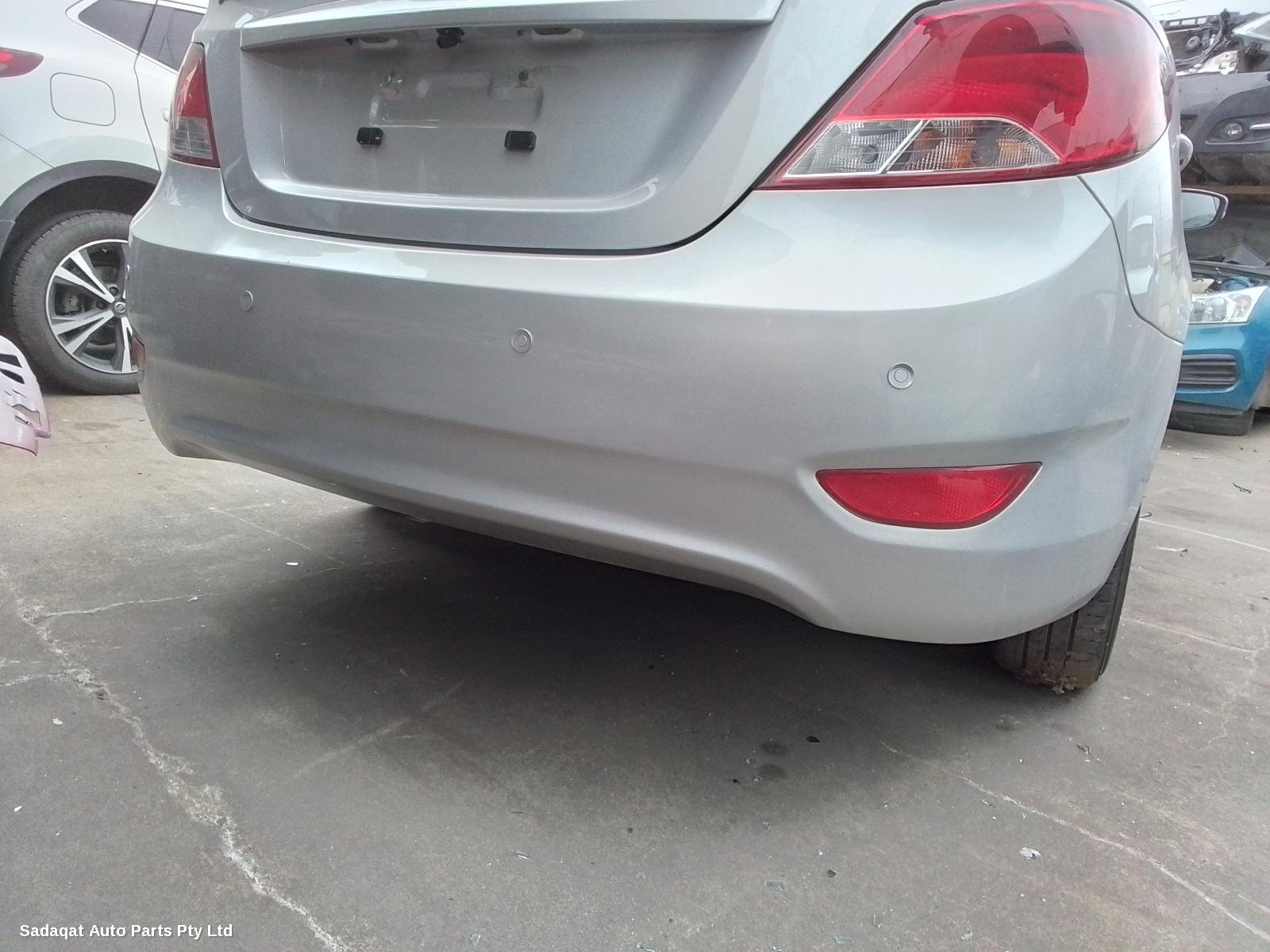Hyundai Accent Right Guard