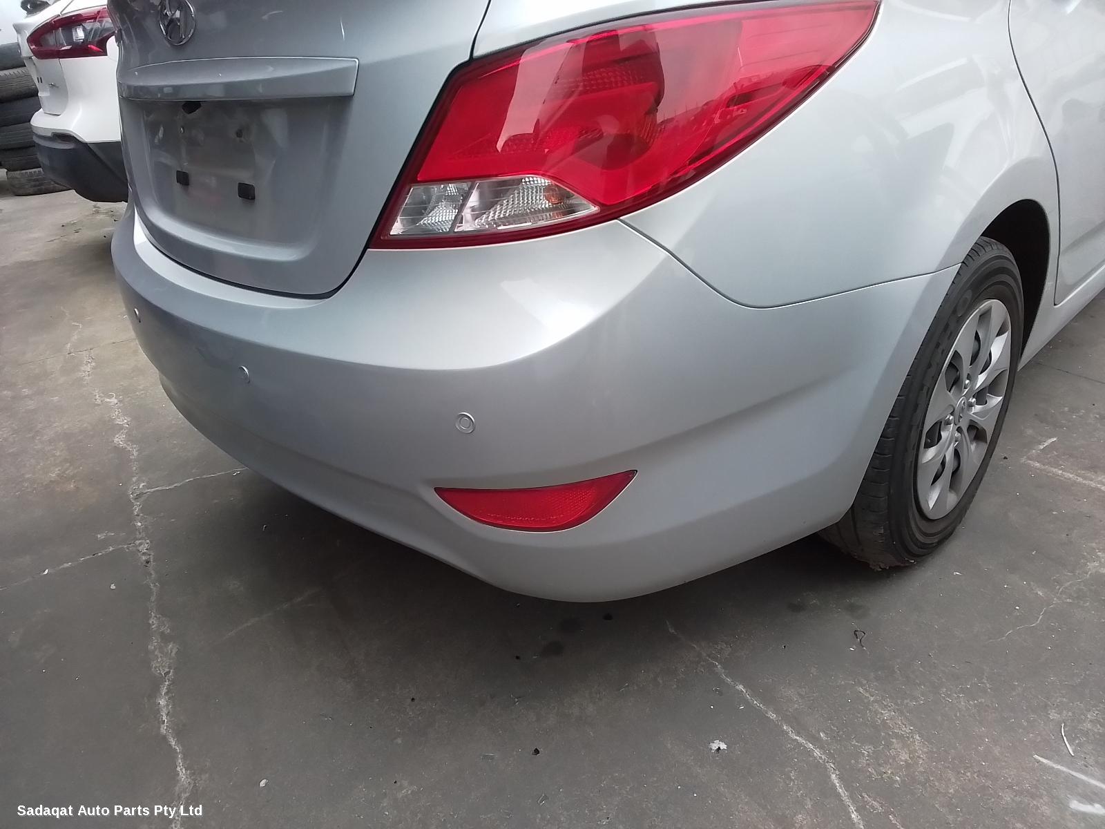 Hyundai Accent Right Guard