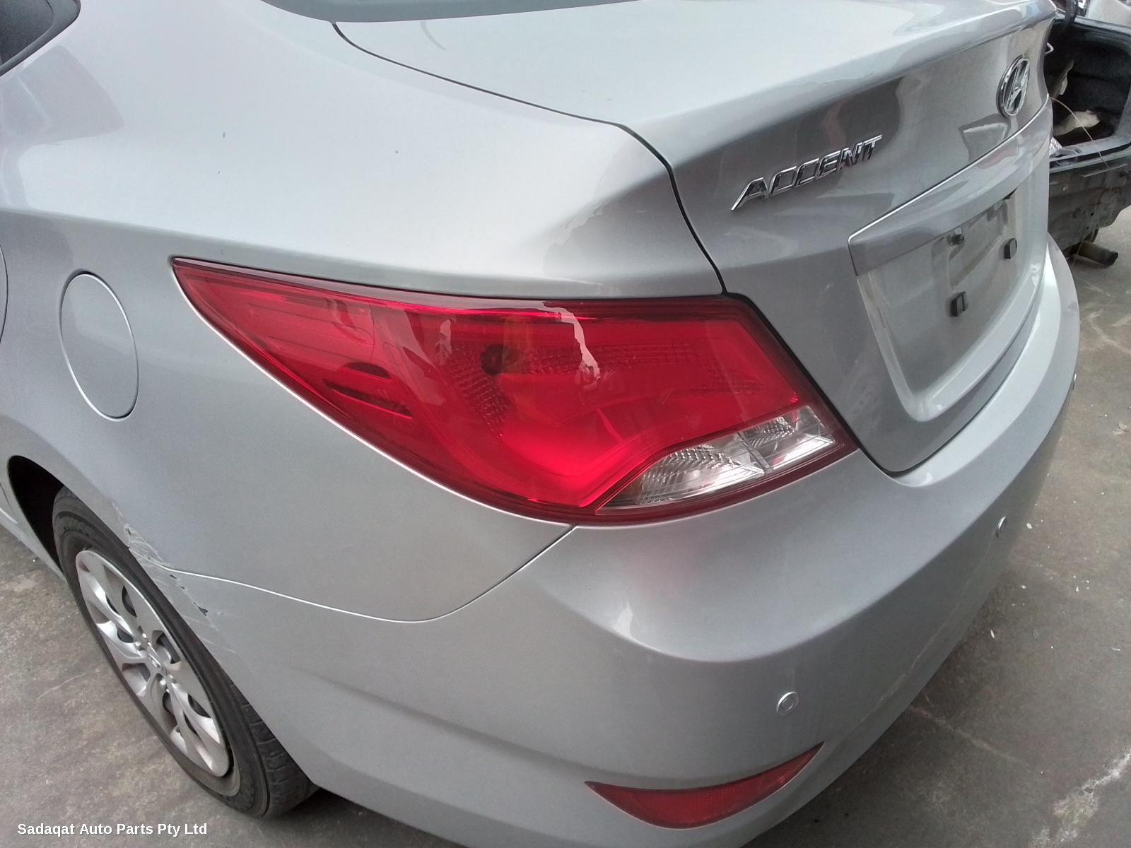Hyundai Accent Right Guard