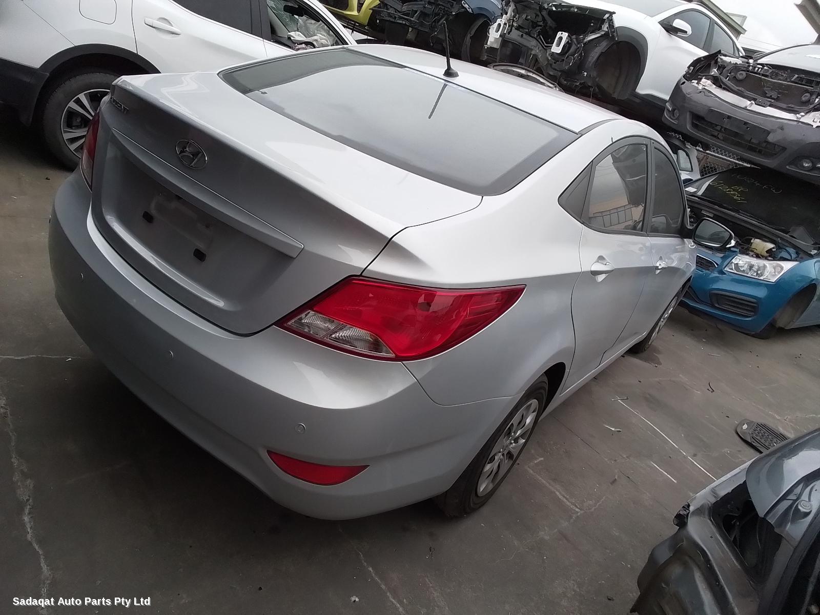 Hyundai Accent Right Guard