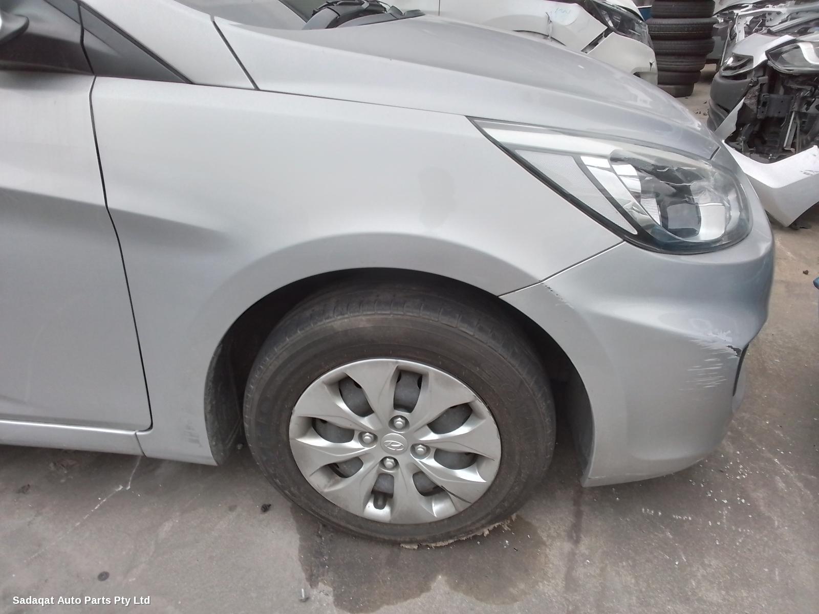 Hyundai Accent Right Guard