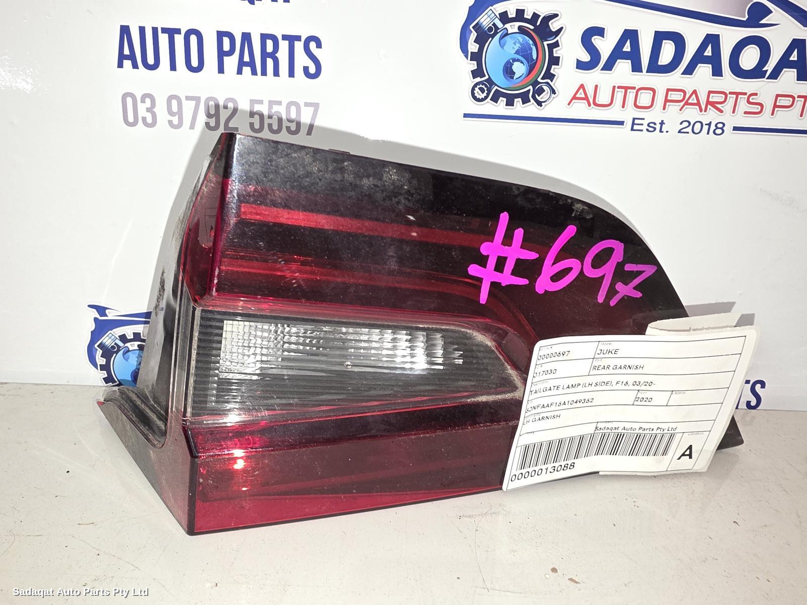 Nissan Juke Rear Garnish