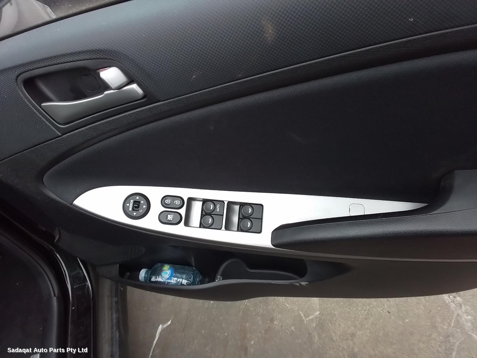 Hyundai Accent Washer Bottle