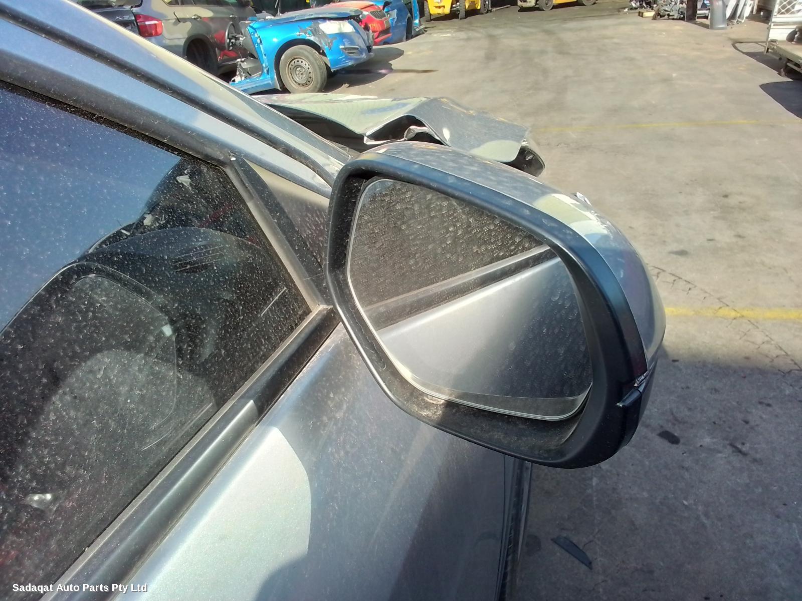 Honda Hrv Right Front Door