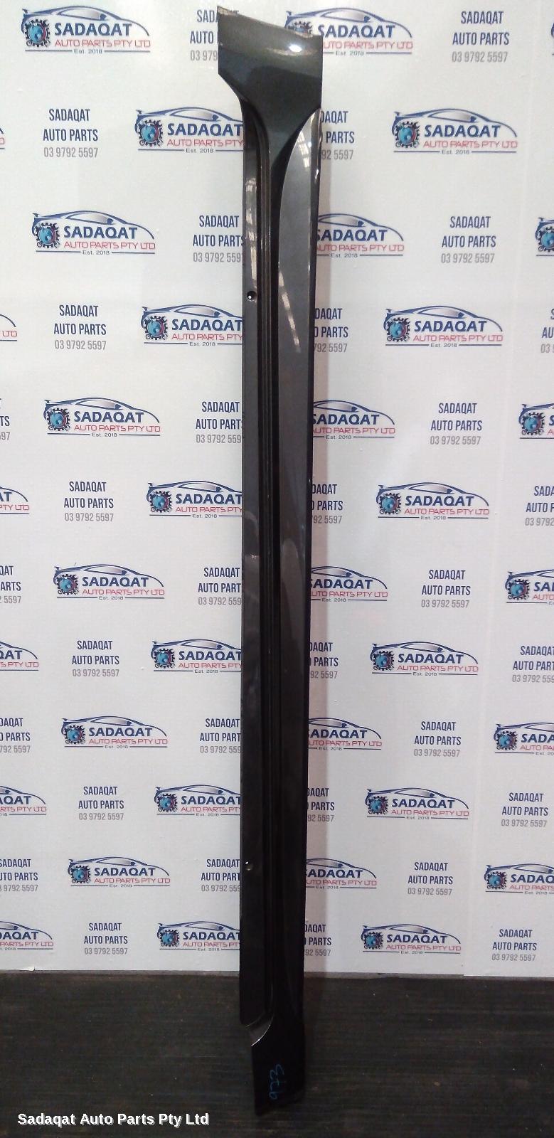 Toyota Corolla Side Step/skirt