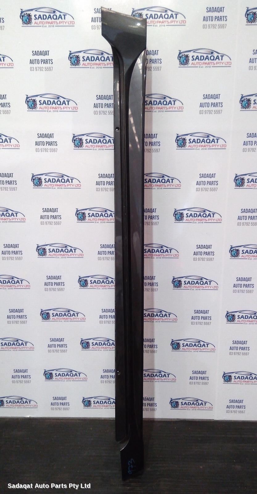 Toyota Corolla Side Step/skirt