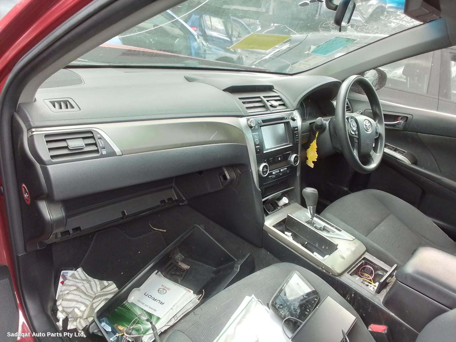 Toyota Aurion Left Door Mirror