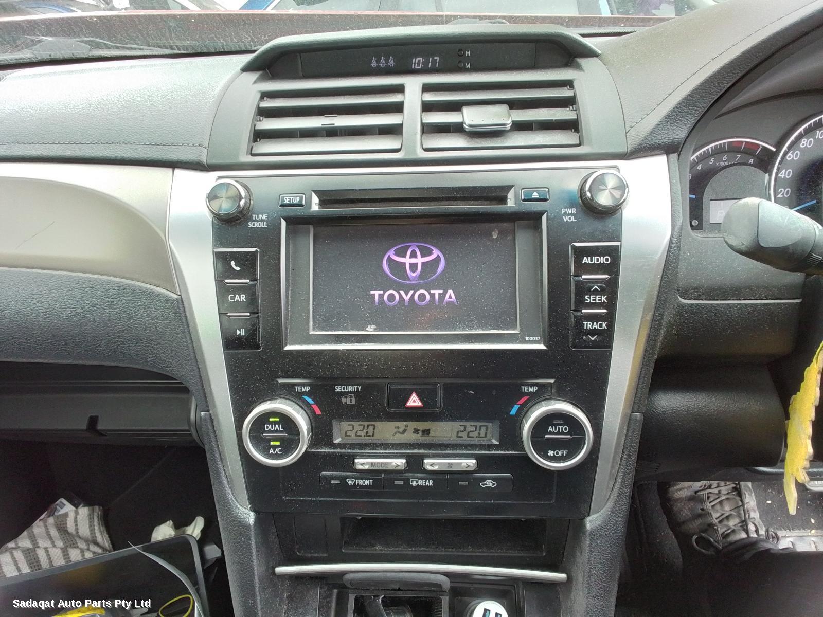 Toyota Aurion Left Door Mirror