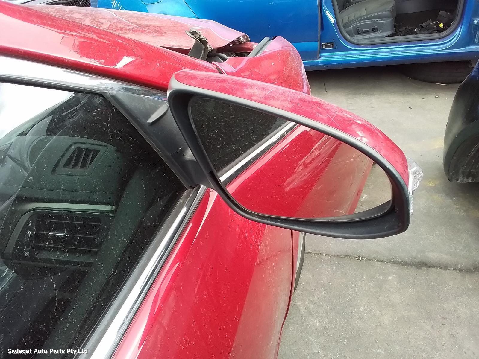 Toyota Aurion Left Door Mirror