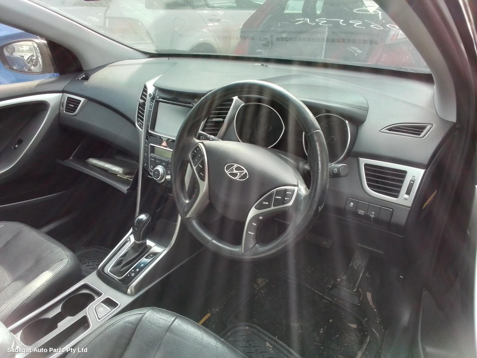 Hyundai I30 Right Door Mirror