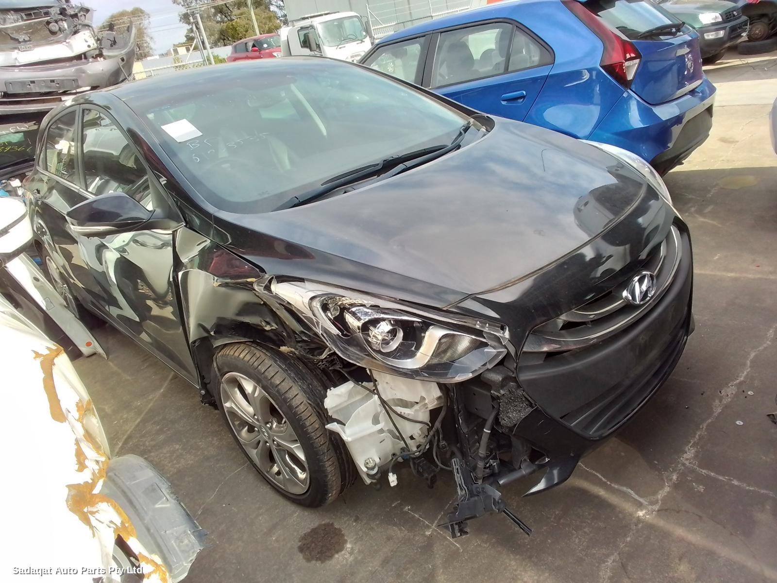 Hyundai I30 Right Door Mirror