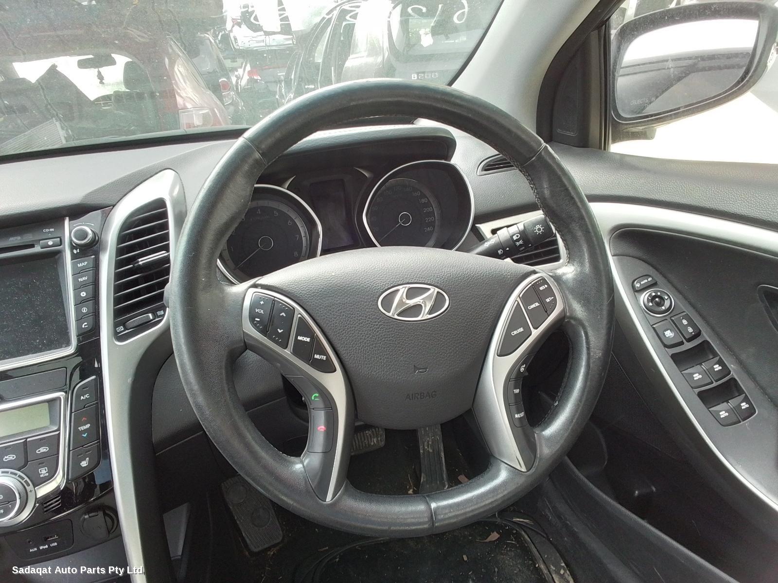 Hyundai I30 Right Door Mirror